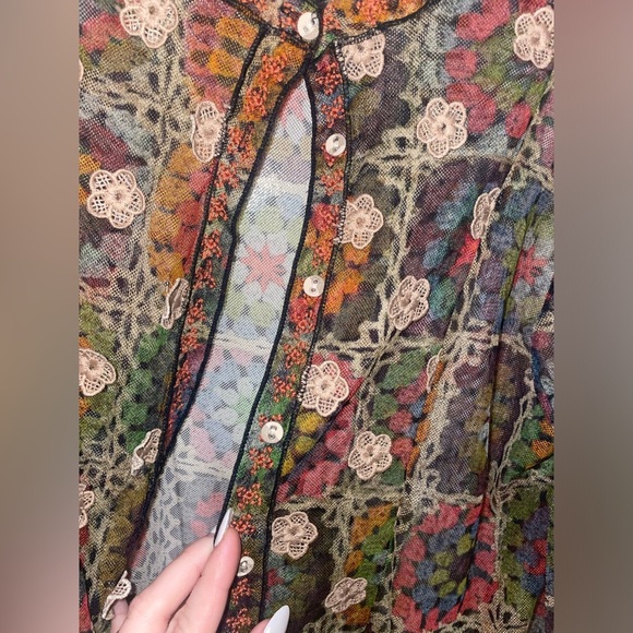 New! Johnny Was Flavie Mesh Embroidered Crochet 3D Flower Blouse 🌻 Medium - Picture 13 of 16